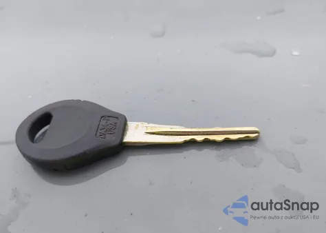 2000 Nissan Xterra Se/Xe from USA, damaged, VIN 5N1ED28T7YC547972